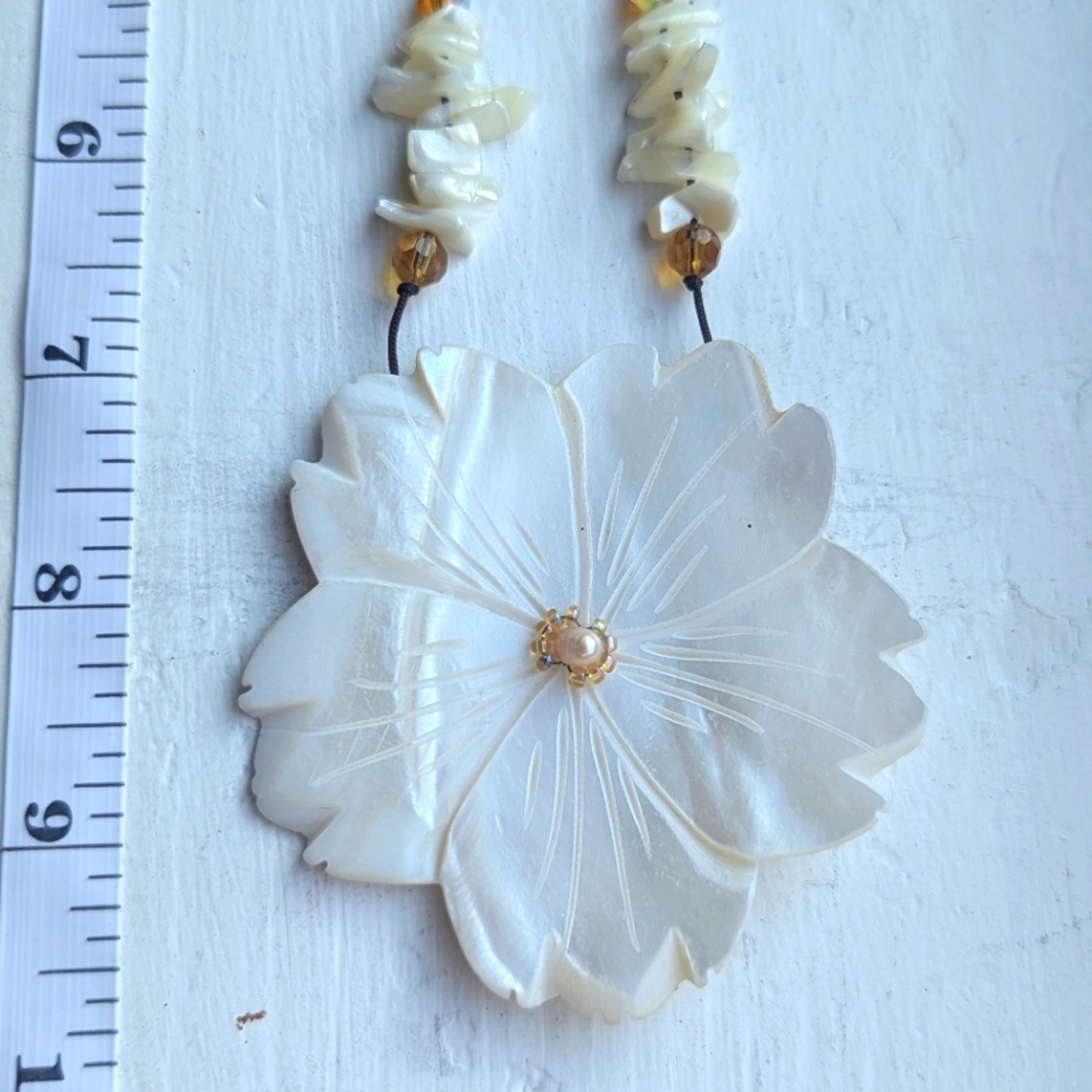 Shell necklace